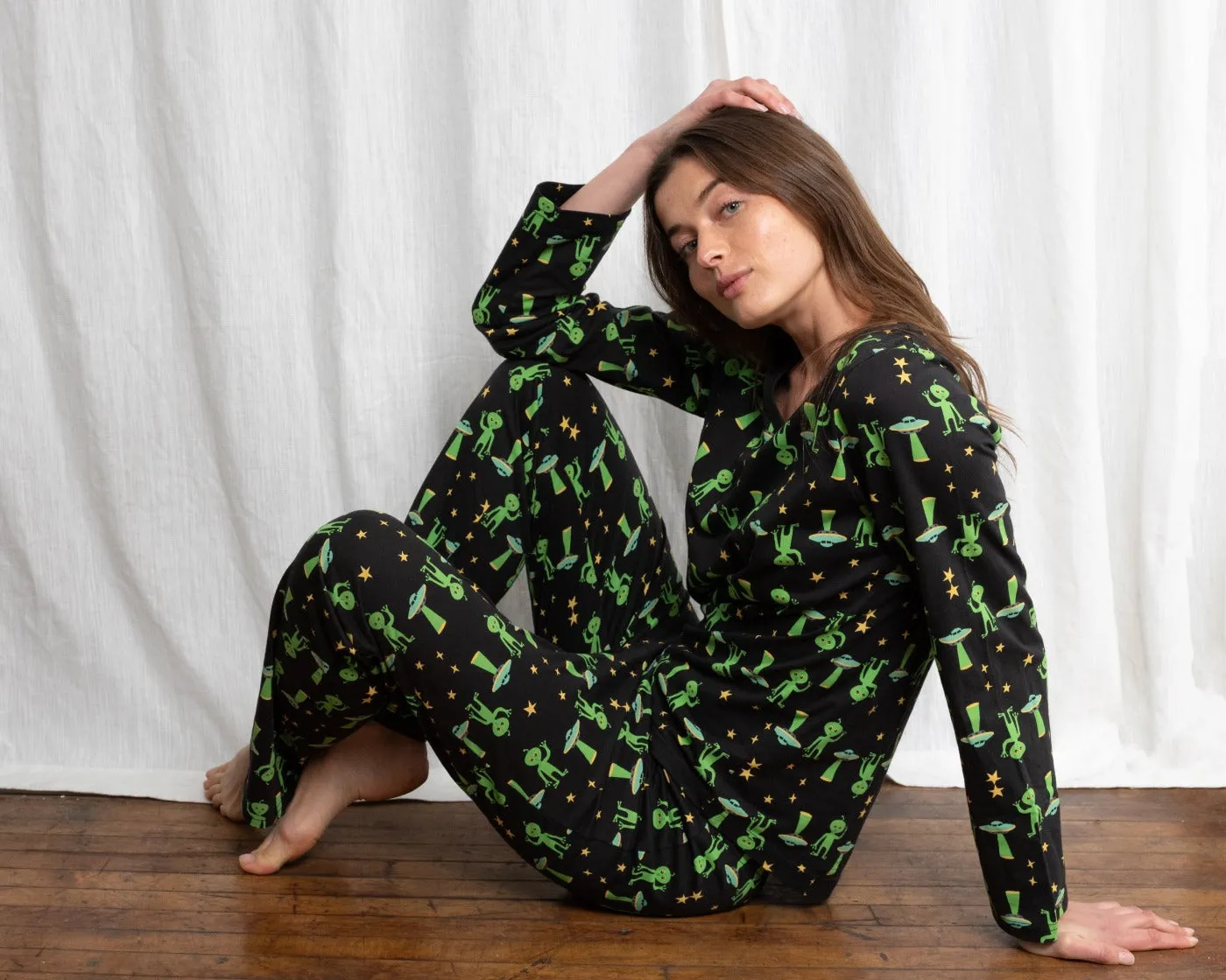 Women's Loose Fit Alien Pajamas